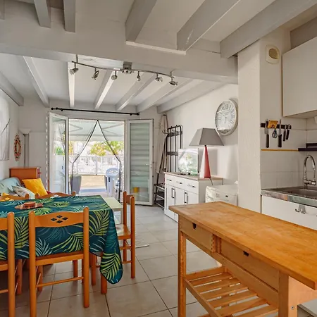 La Croisiere - A 1 Km De Laeroport Apartment